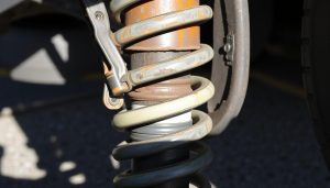 Leaky Struts? Here's How to Identify and Fix the Issue